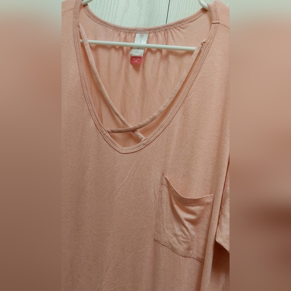 No Boundaries Pretty Pink Long Sleeve Top Size XXL Boho Strappy Neckline Casual - Picture 7 of 7